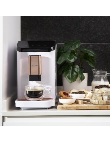 Cremmaet Macchia White Rose