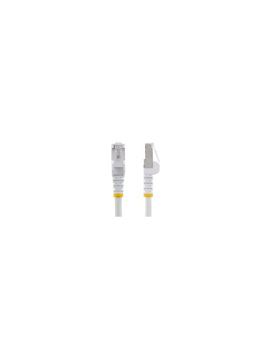 StarTech.com Cable de 0,5m de Red Ethernet CAT6a - Blanco - Low Smoke Zero Halogen (LSZH) - 10GbE - 500MHz - PoE++ de 100W - Sna