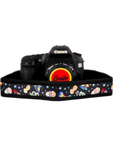 Smile Camera Strap Hungup - Pin Up