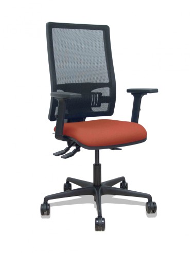 Piqueras y Crespo Silla Bormate asincro malla negra asiento bali marron brazos 2D ruedas 65mm