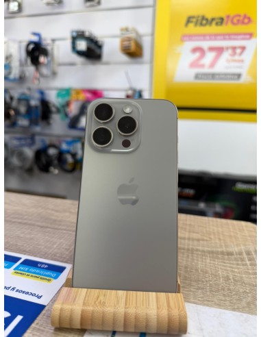 iPhone 15 Pro 256GB: Garantía 1 año, Titanio Natural, Batería 88%